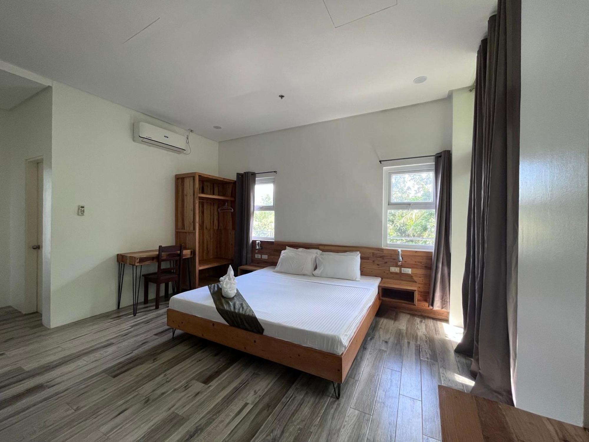Blue Lagoon Inn & Suites Puerto Princesa Luaran gambar