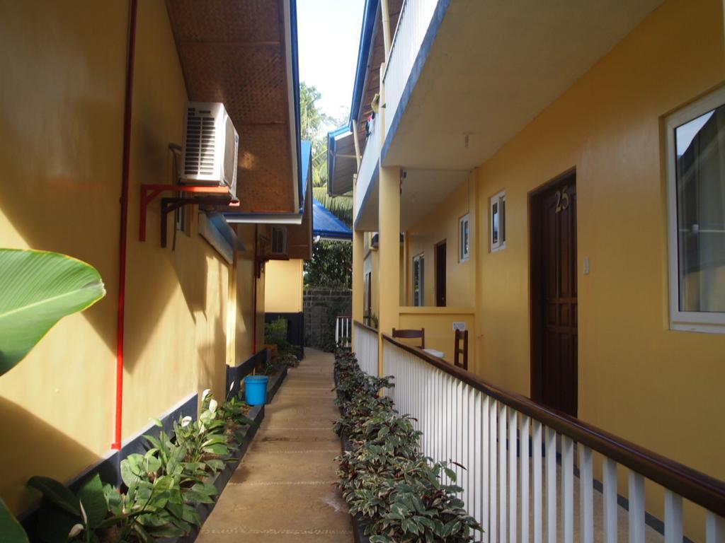 Blue Lagoon Inn & Suites Puerto Princesa Luaran gambar