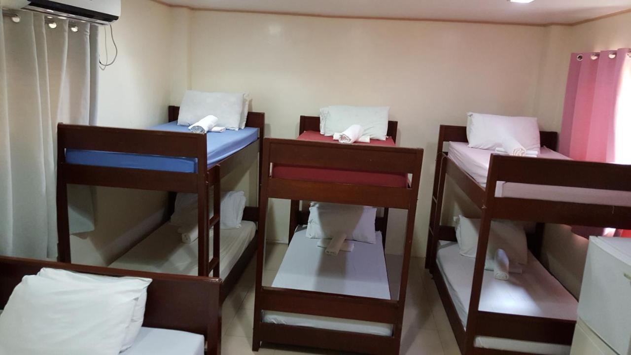 Blue Lagoon Inn & Suites Puerto Princesa Luaran gambar