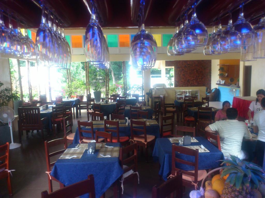 Blue Lagoon Inn & Suites Puerto Princesa Luaran gambar