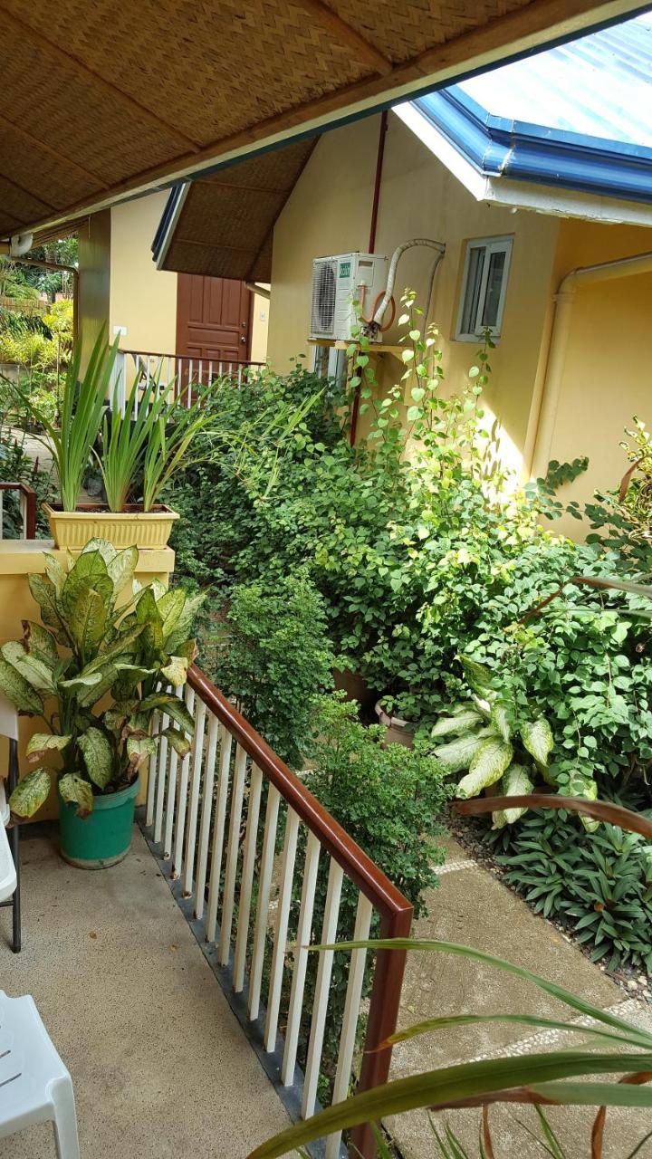 Blue Lagoon Inn & Suites Puerto Princesa Luaran gambar